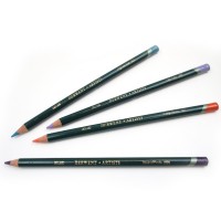 Derwent Artists Coloured Pencils 120 Colours (1 of 3)